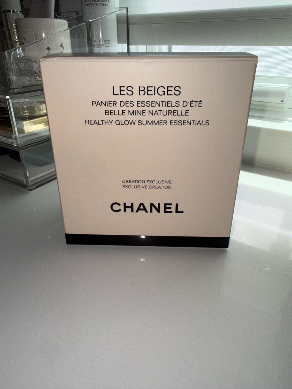 CHANEL beauty cosmetic bag - Picture 7 of 7